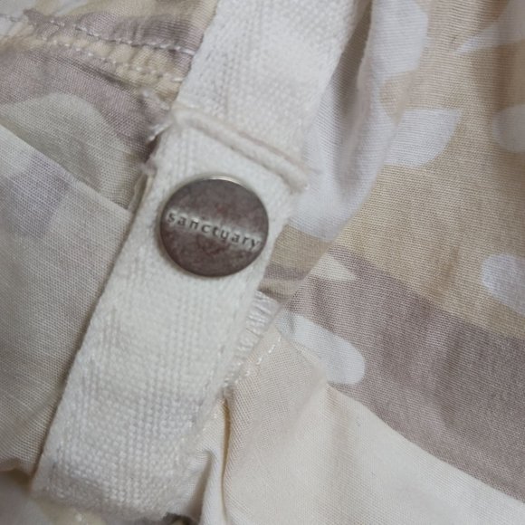 Anthropologie SANCTUARY Squad Camo-Print Shorts - Picture 11 of 11